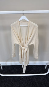 238 - CREAM TIE SWEATER MEDIUM