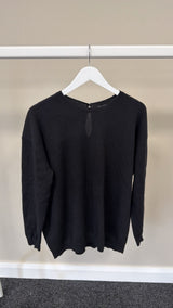 71- SAMPLE SALE BLACK LONG SLEEVE KNIT SMALL