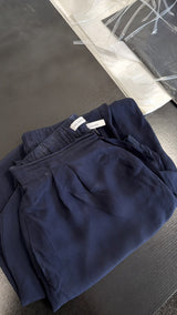 115 - SAMPLE SALE NAVY TROUSERS MEDIUM (SMALL MARK ON KNEE AND AT TOP)