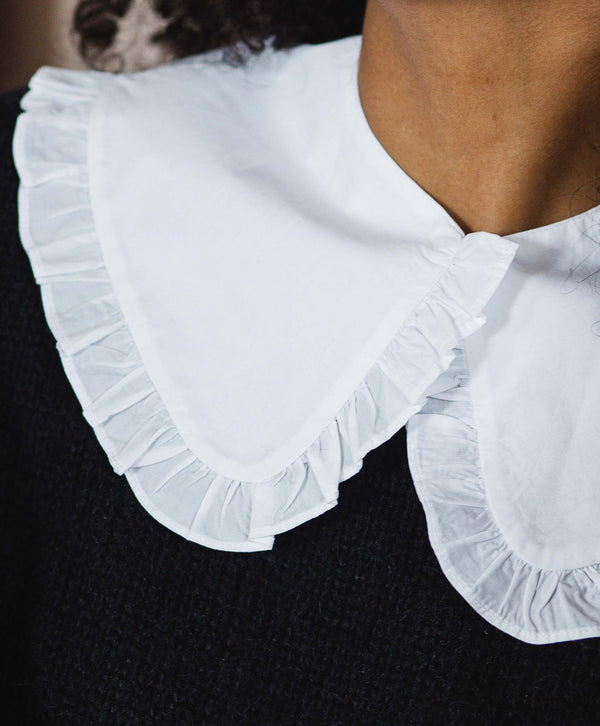 classic cotton rae feather white frill collar